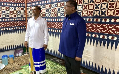 photo_6244250504535936030_y